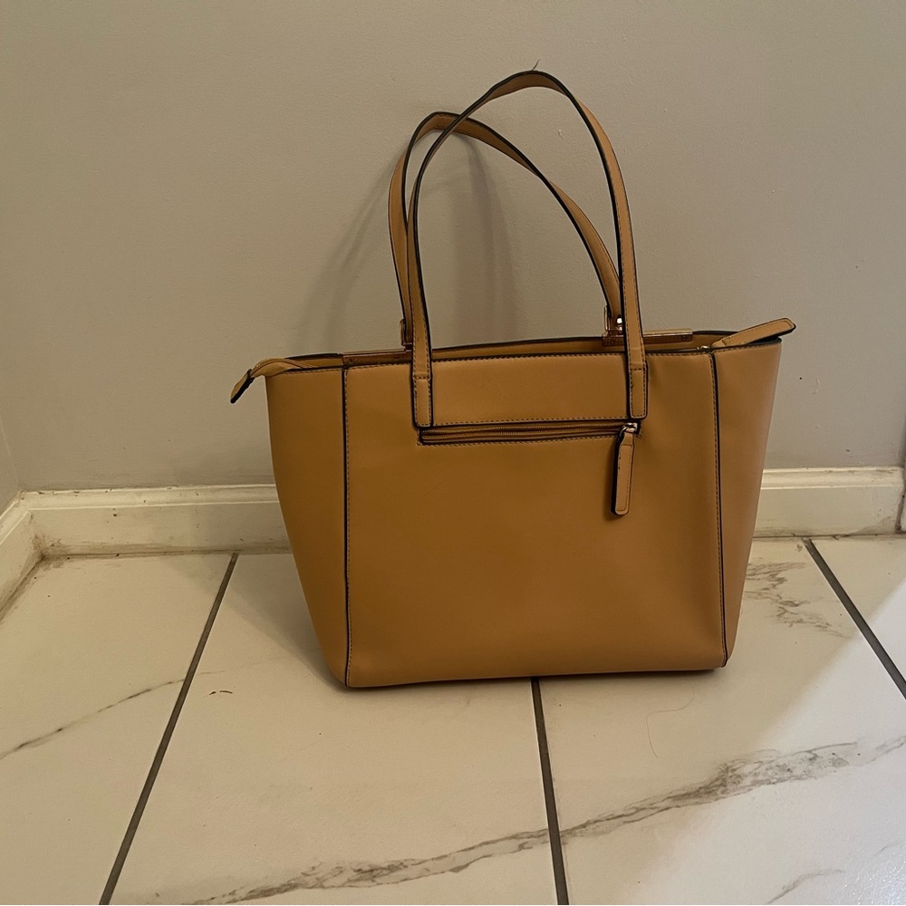 Elegant Tan Tote Bag
